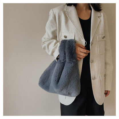 Fashion Underarm Wrist Bag Plush Hobos Shoulder Bags Furry Clutch Purse Handbag