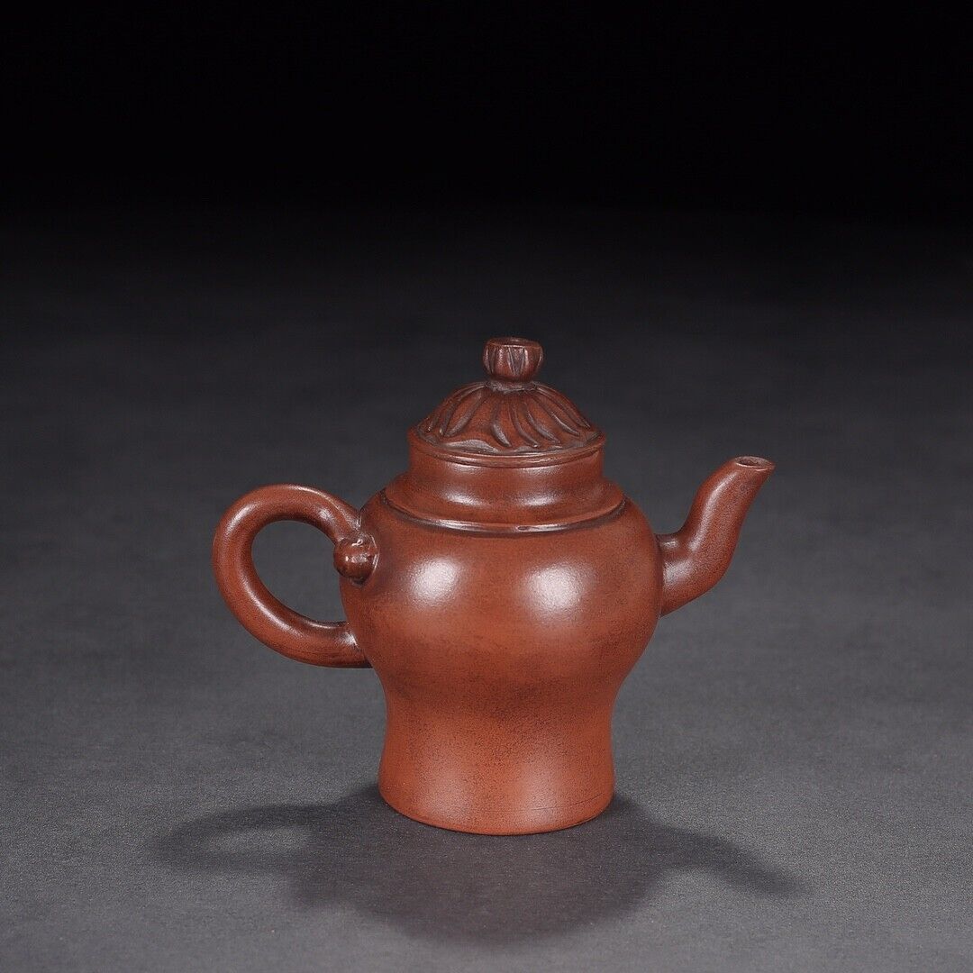 Chinese Yixing Zisha Clay Handmade Exquisite Teapot（莲生 底款：王南林）