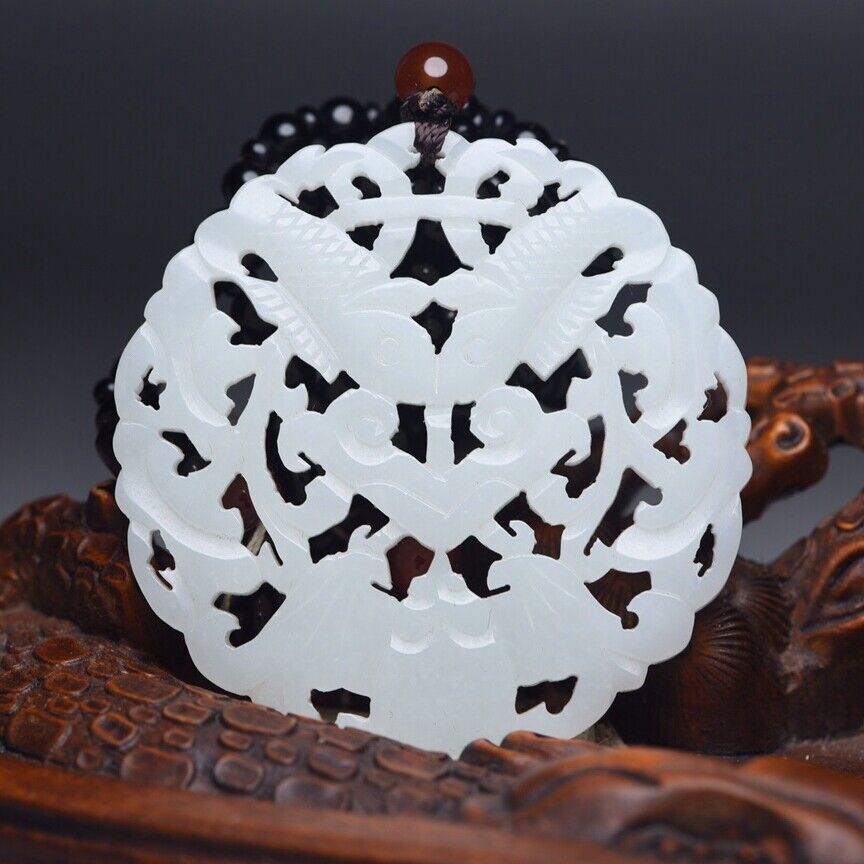 Chinese Beautiful Natural Hotan Jade Carved Exquisite White Jade Pendant Jewelry