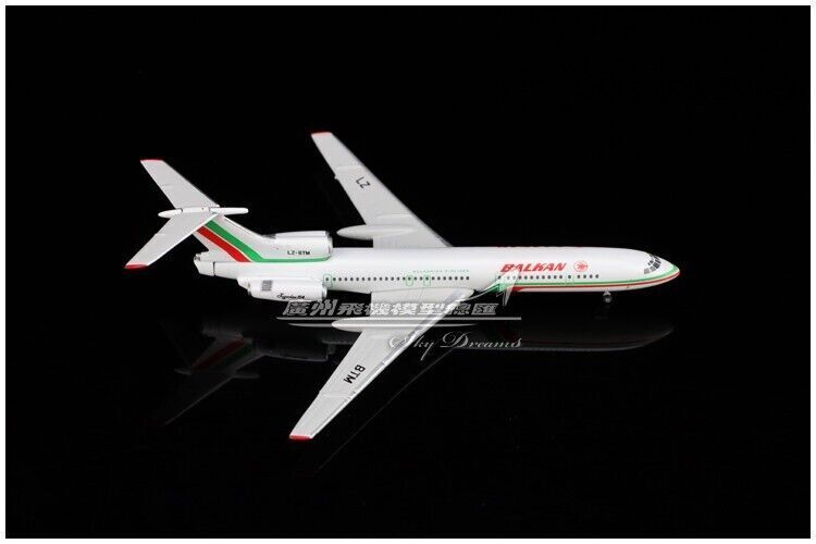 1:400 Phoenix THAI BOEING 777-300ER Passenger Airplane Diecast Aircraft Model
