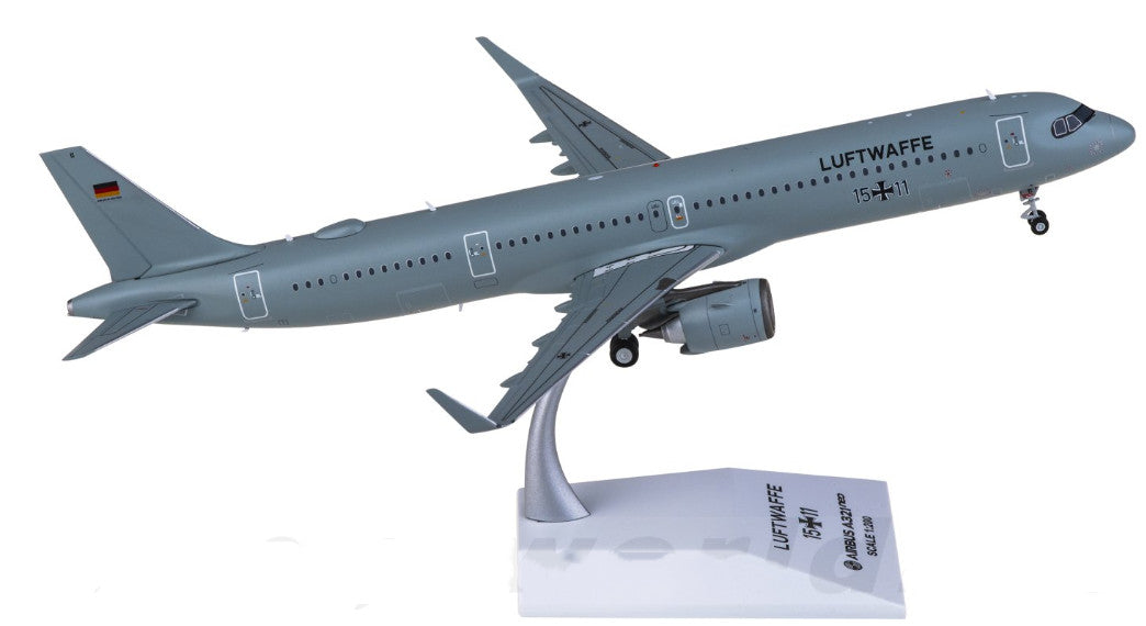 1:200 JC Wings Luftwaffe Airbus A321neo 15+11 Airplane Diecast Model
