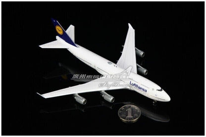 1:400 Phoenix Lufthansa BOEING 747-400 Passenger Airplane Diecast Aircraft Model