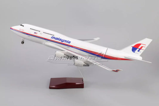47CM 1:150 Malaysia Airlines BOEING 747-400 Airplane Landing Gears Resin Model