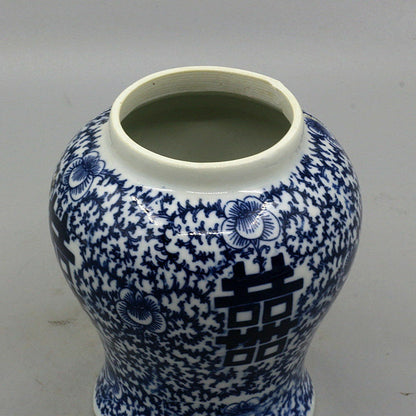 China Jingdezhen porcelain blue and white general jar tea jar Qing Qianlong