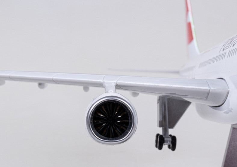 47CM 1:135 PORTUGAL AIRBUS A330 Passenger Airplane Landing Gears Resin Model