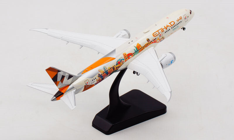 JC Wings Etihad Airways FROM ABU DHABI B787-9 A6-BLH Flaps Down 1:400 model