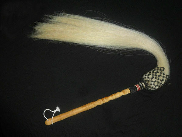 Real Horsehair Tail Fly Whisk Swatter Horse Tail Buddhist Taoist Tai Chi TV Prop