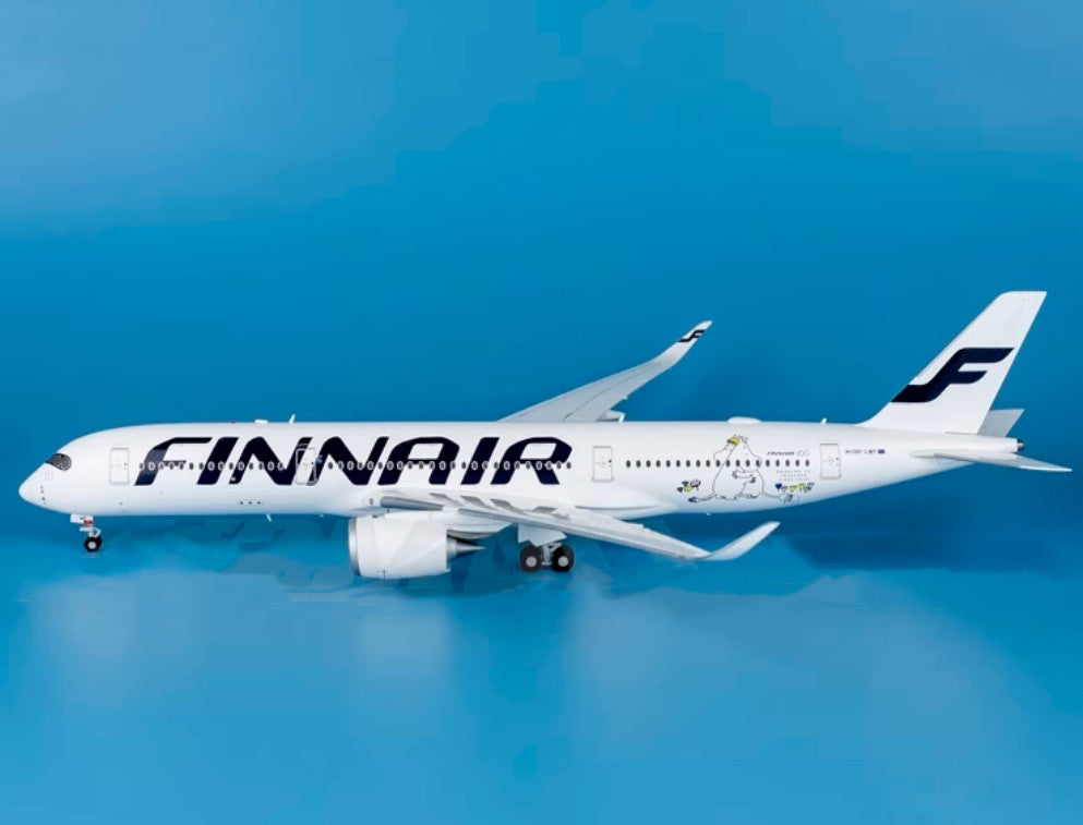 1:200 34CM JC Wings FINNAIR AIRBUS A350-900XWB Passenger Airplane Diecast Model