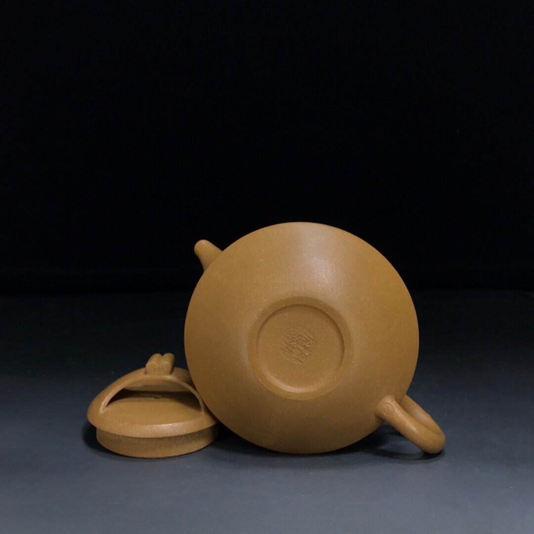 Chinese Yixing Zisha Clay Handmade Exquisite Teapot （一帆风顺 底款：尹振庭）