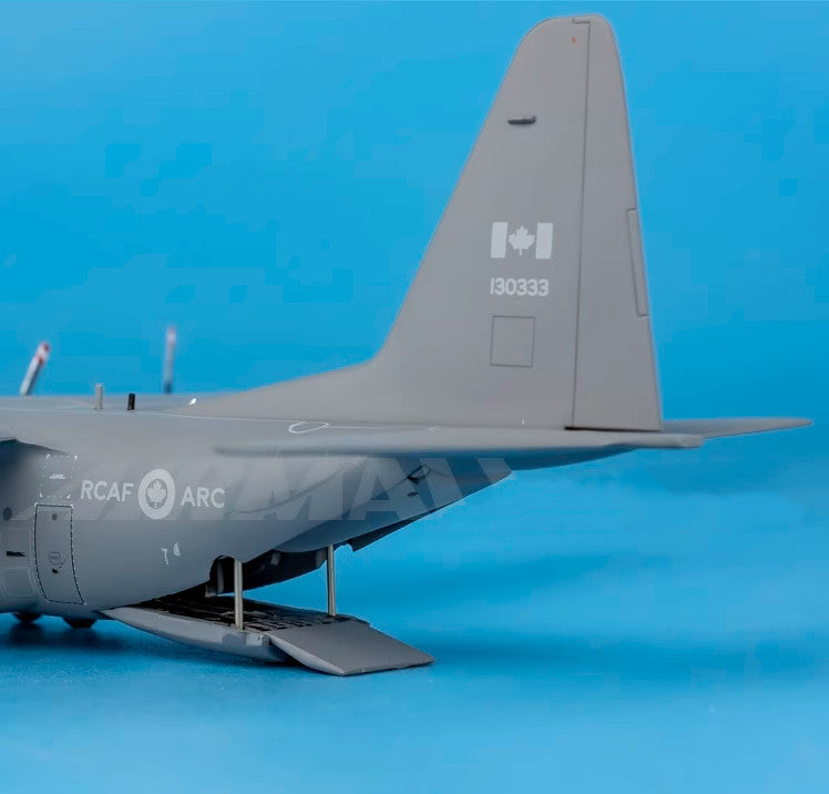 1:200 GeminiJets RCAF Lockheed C-130H Hercules Airplane Diecast Aircraft Model