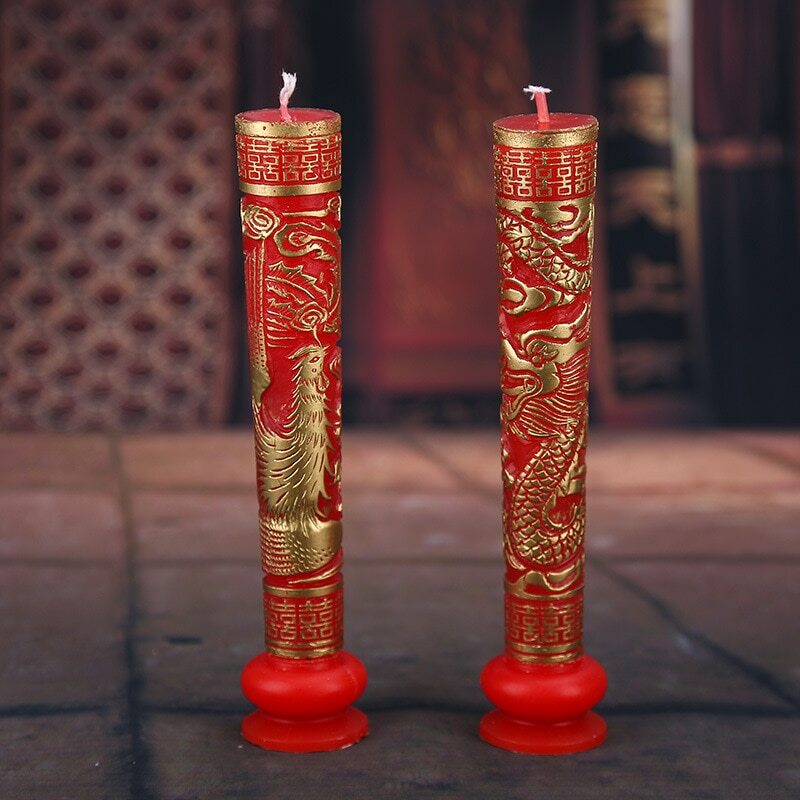 1 Pair Exquisite Carving Golden Dragon and Phoenix Pattern Wedding Red Candle