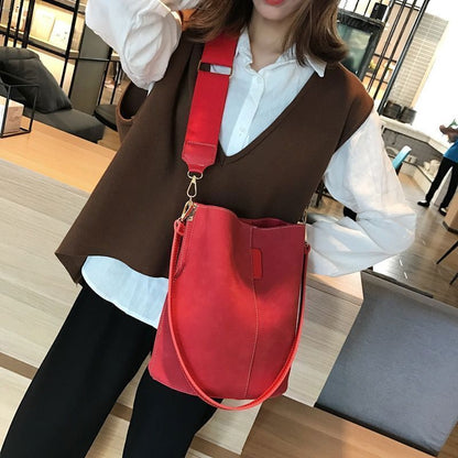 Luxury Handbag Bucket Bag Leather Shoulder Purse Large Wide Strap Crossbody Bags