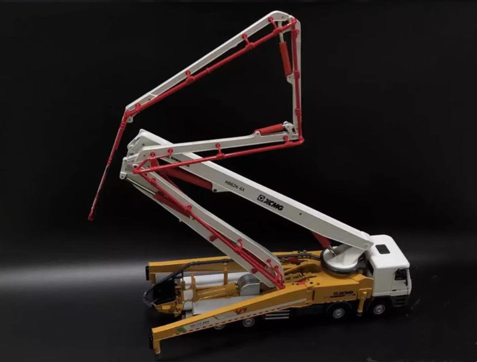 1:35 40CM XCMG HB62K 62M Concrete Pump Truck Construction Machine Diecast Model