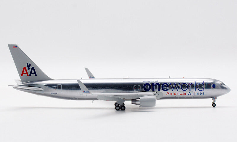 1:200 JC Wings oneworld American Airlines BOEING 767-300ER Plane Diecast Model