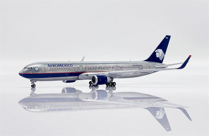 JC WINGS AEROMEXICO for Boeing B767-300ER XA-APB 1:400 Aircraft Pre-built Model