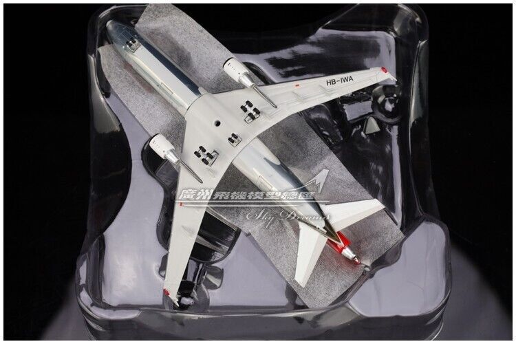 1:400 Phoenix Swissair McDonnell Douglas MD-11 Passenger Airplane Diecast Model