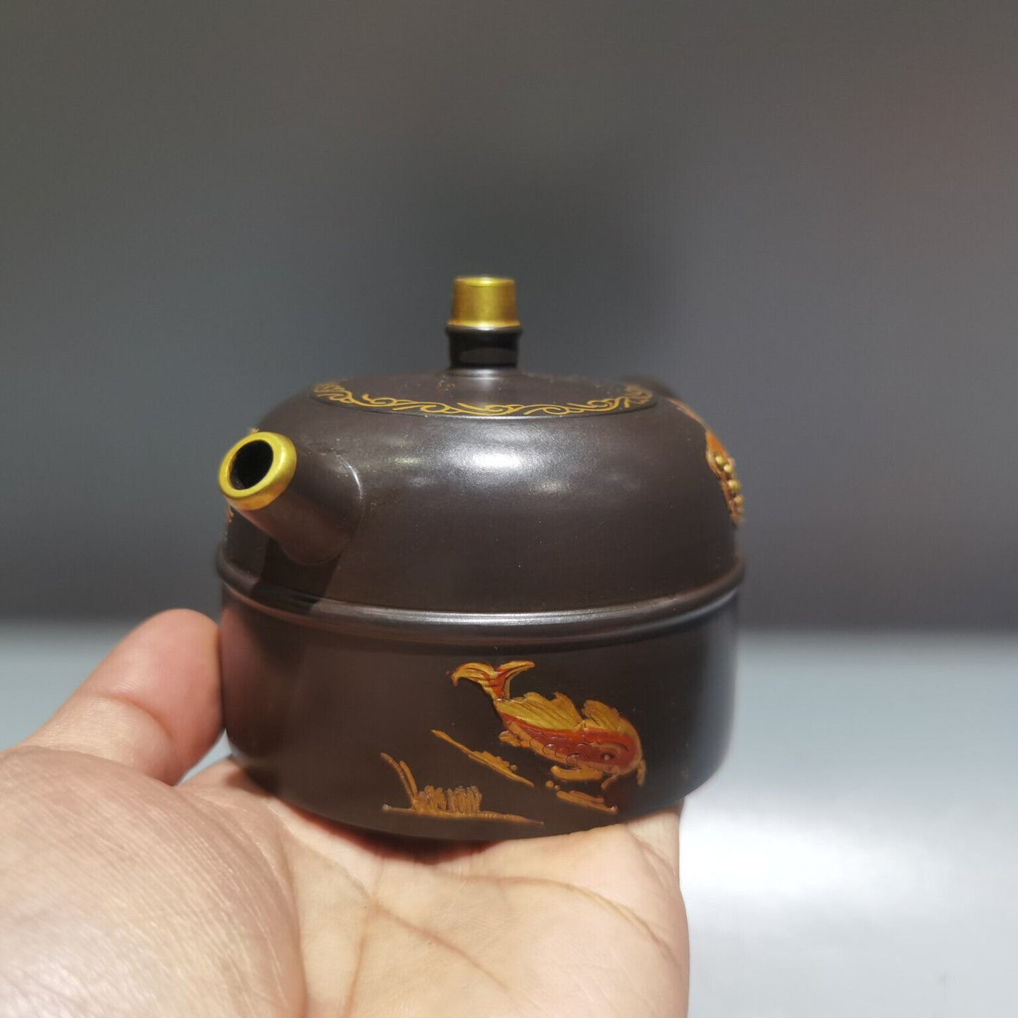 Chinese Yixing Zisha Clay Handmade Exquisite Teapot（描金腰线汉铎壶 低款：顾景舟）