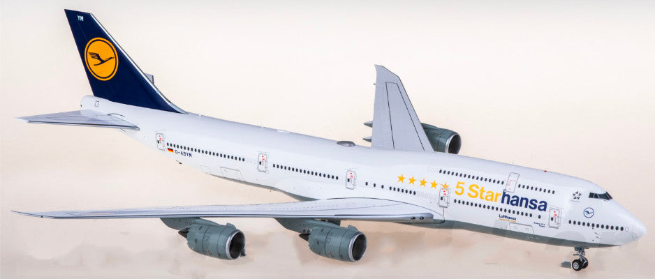 1:200 SQ Wings Lufthansa Boeing 747-8 Passenger Airplane Diecast Plane Model