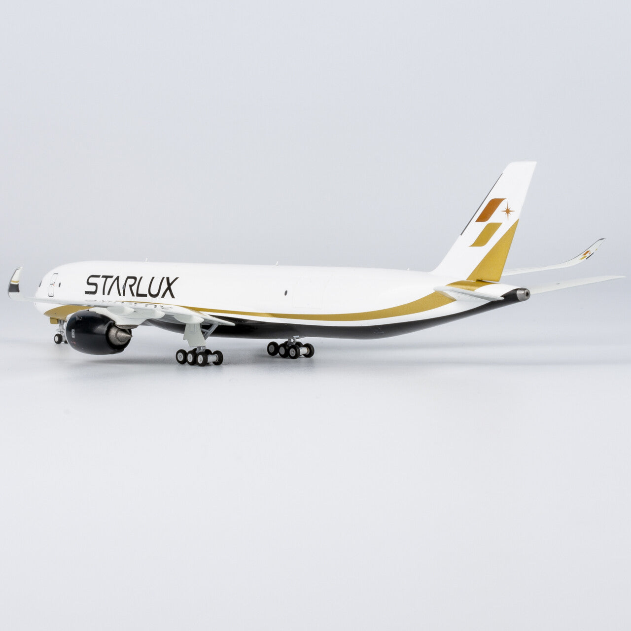 1:400 NGmodels SAS McDonnell Douglas MD-87 Passenger Airplane Diecast Model