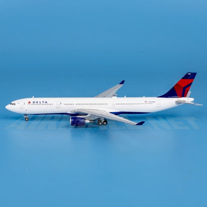 1:400 GeminiJets Delta Airlines Plane Airbus A330-300 Diecast Aircraft Model