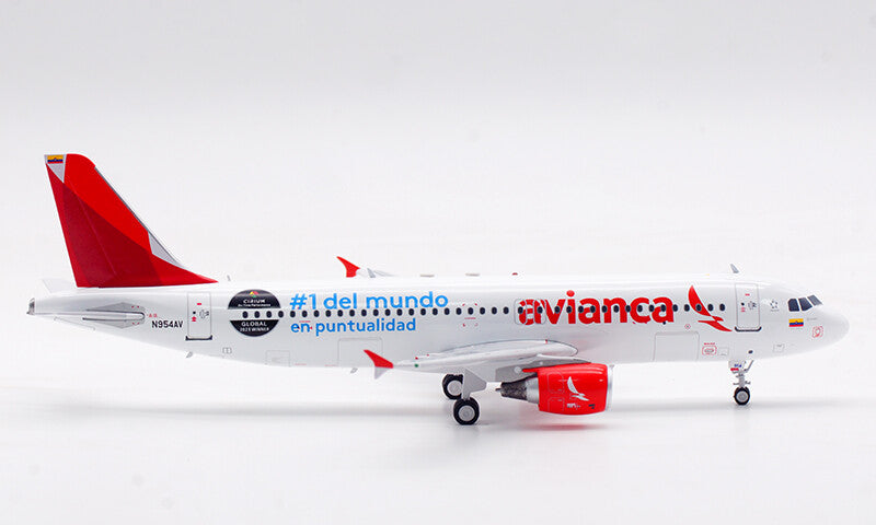 1:200 InFlight Avianca AIRBUS A320 Passenger Airplane Diecast Aircraft Model