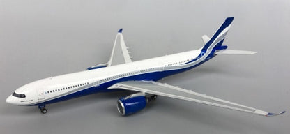 Phoenix Hifly AIRLINES for AIRBUS A330-900 neo CS-TKY 1/400 diecast plane model
