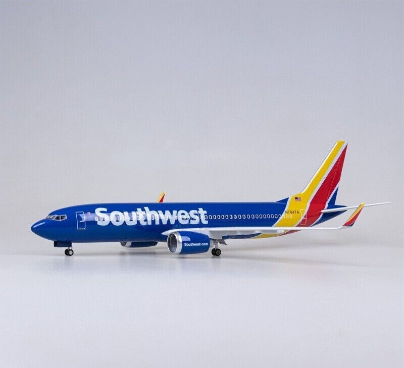 47CM Southwest BOEING 737-800 Airplane Led Sound-controlled Light Resin Model