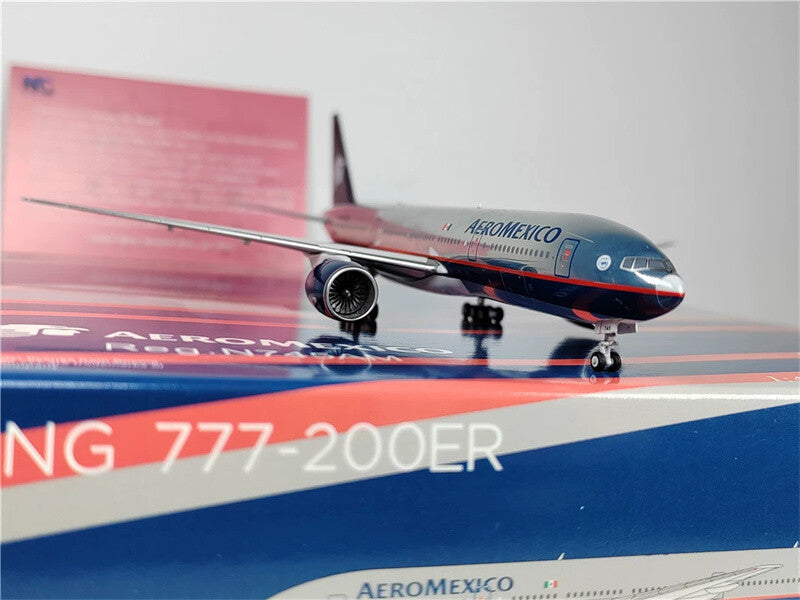 NG Model AEROMEXICO for Boeing B777-200ER N745AM Polishing 1:400 plane Pre-built