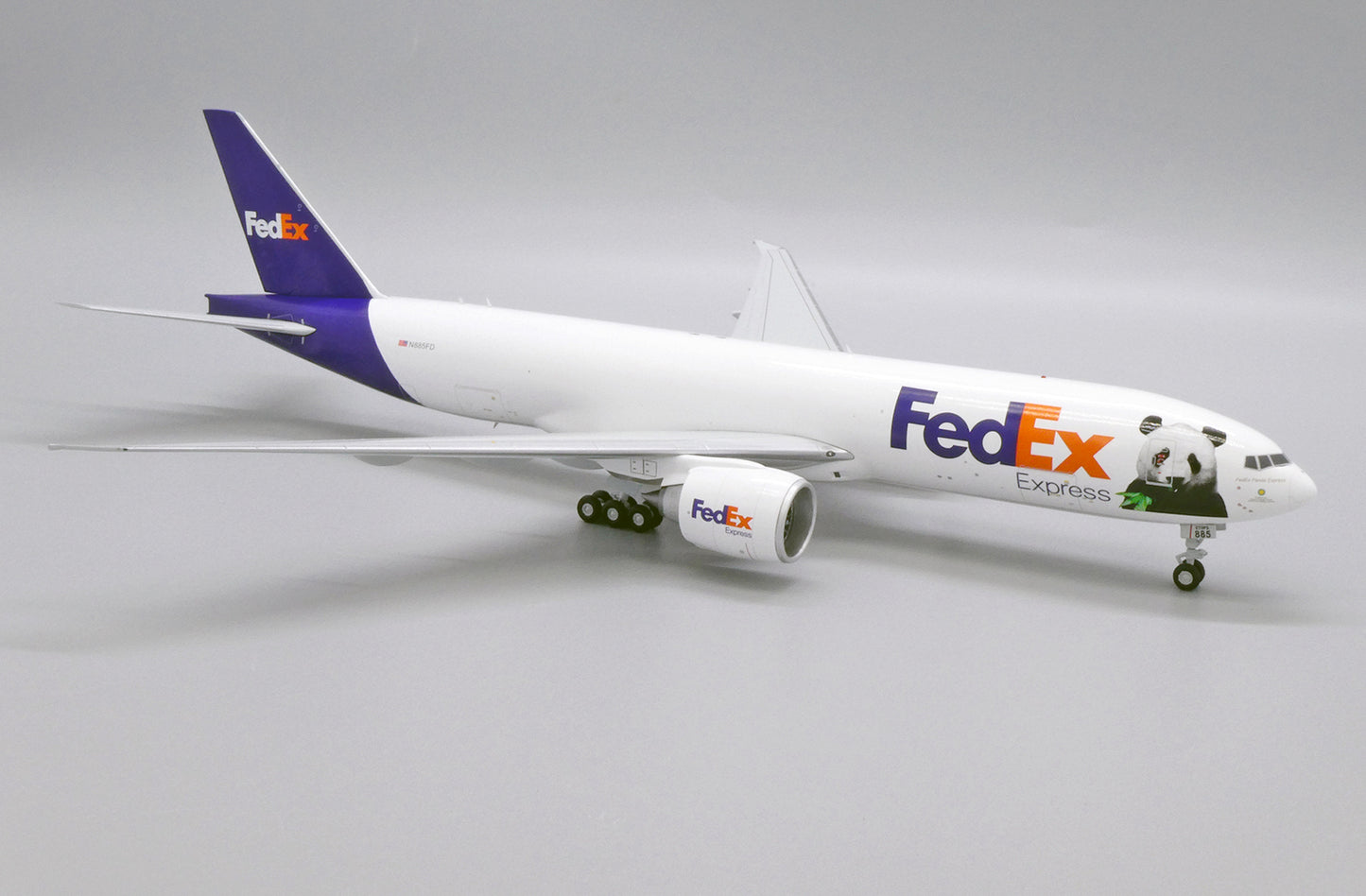 1:200 JC Wings FedEx Boeing 777-200LRF Airplane Diecast Aircraft Model