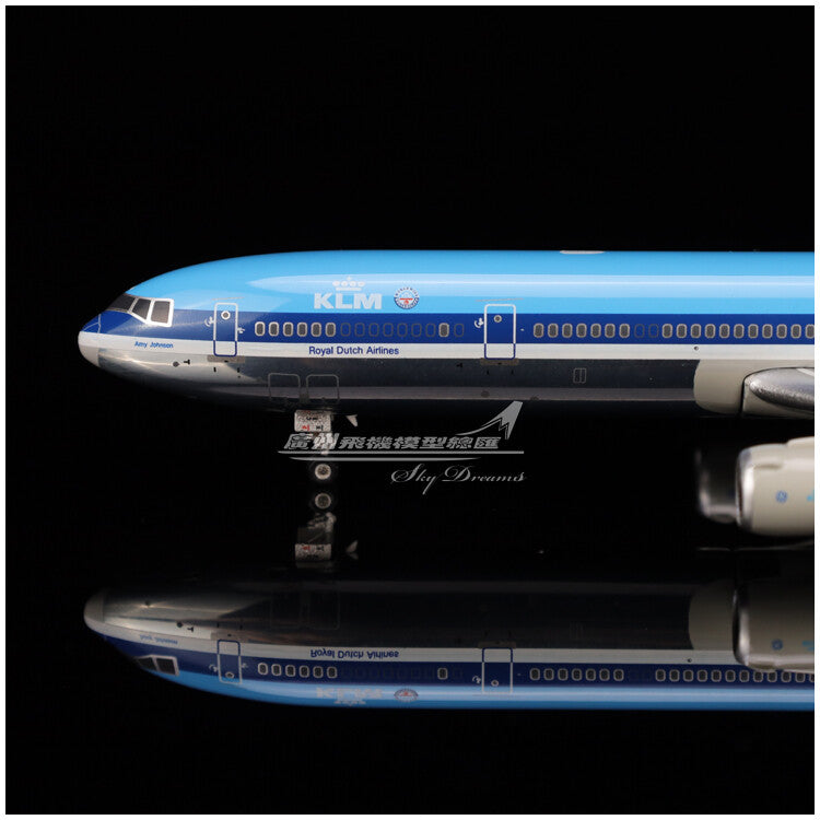 1:400 Phoenix KLM McDonnell Douglas MD-11 Passenger Plane Diecast Airplane Model