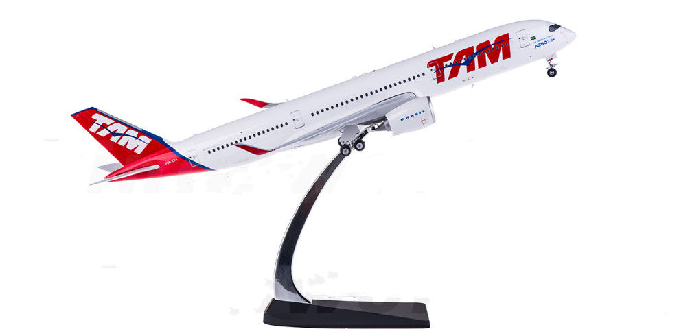 1:200 Eagle TAM Airlines Airbus A350-900 PR-XTA Passenger Airplane Diecast Model