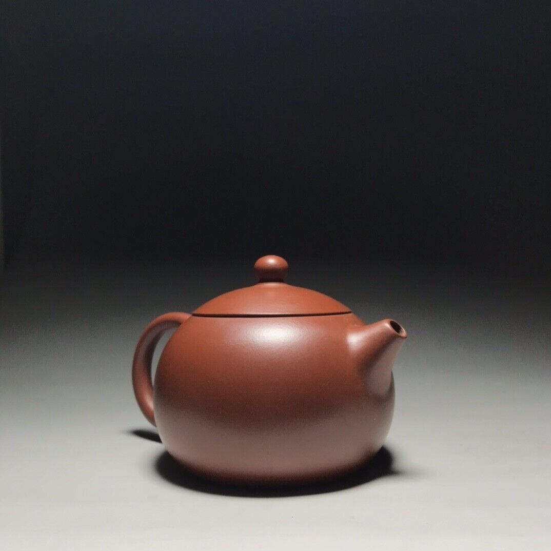 Chinese Yixing Zisha Clay Handmade Exquisite Teapot （西施 底款：陈菊芳）