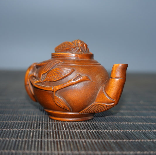 Antique Collection Tea Pot Statue Bamboo Leaf Handle Wooden Carving Decoration