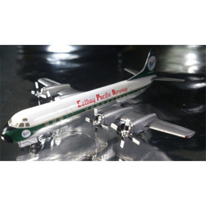 Herpa Cathay Pacific Airways Lockheed L-188A 1/400 diecast plane model aircraft