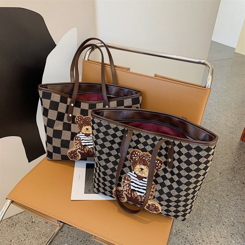 Cartoon Bear Shoulder Bag Large Handbag Tote Bag Luxury Purse 40*25*12 CM 0.3 KG