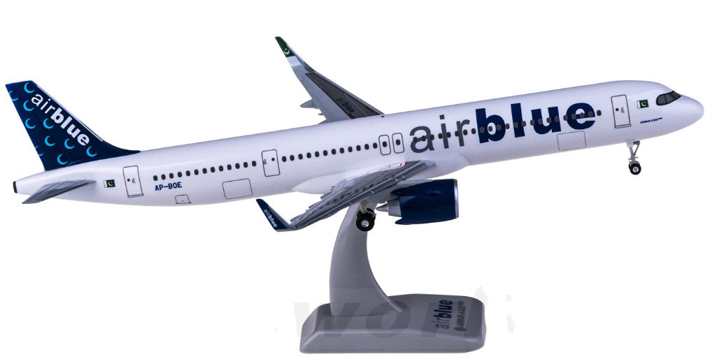 1:200 Hogan AirBlue AIRBUS A321neo Passenger Airplane ABS Plastic Aircraft Model