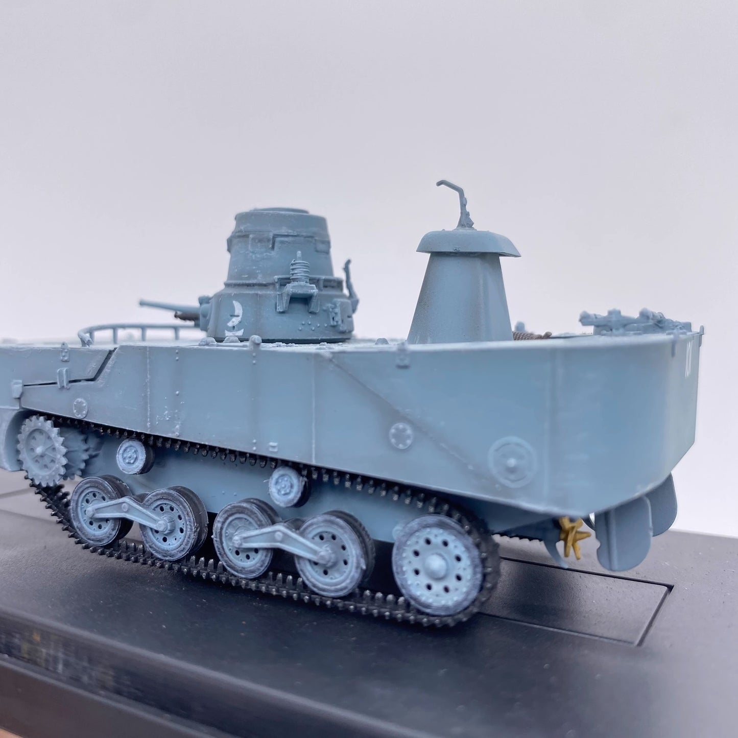 Dragon 1/72 World War II Amphibious Tank 60607/60608 Military Finished Model