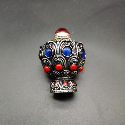 Pure Copper Snuff Bottle with Gemstones on Both Sides of The Snuff Bottle