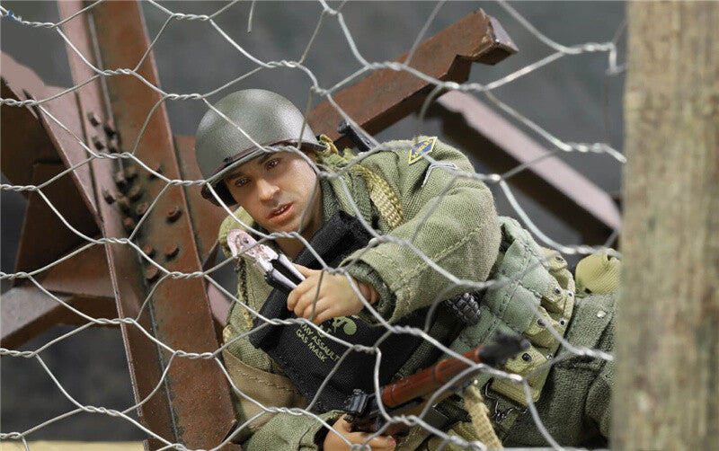 DID Palm Hero Series WWII US 2nd Ranger Battalion 3rd Private Caparzo 1/12 Model