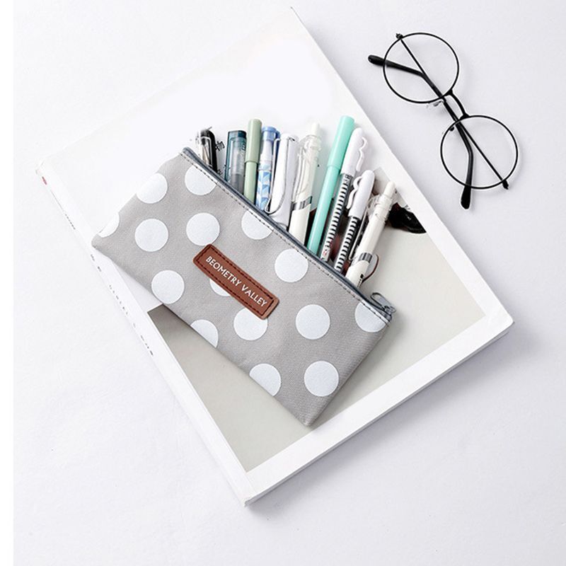 Plaid Travel Cosmetic Makeup Bag Zipper Small Toiletry Beauty Organizer 19.7*9cm