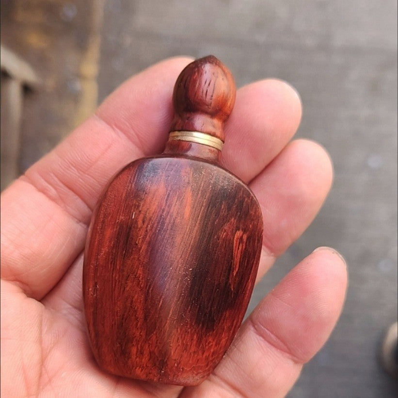 Red Sandalwood Snuff Bottle 7.2cm Retro Wood Art Collectible Hand Piece Decor