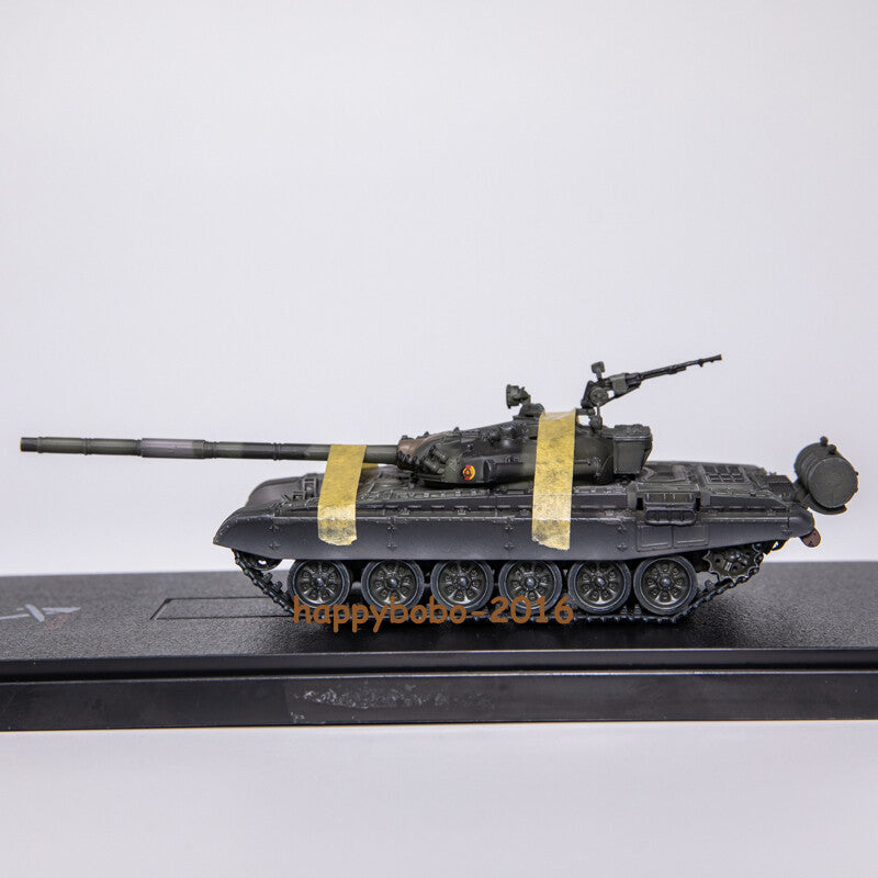 ARTISAN 1/72 East German T-72G Main Battle Tank T72 Camouflage Model