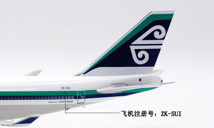 1:200 35CM InFlight AIR NEW ZEALAND BOEING 747-400 Aircraft Diecast Plane Model