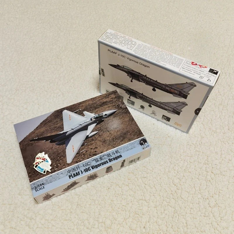 Warhead Studio WSA144008 1/144 PLAAF J-10C “Vigorous Dragon” Fighter Model Kit