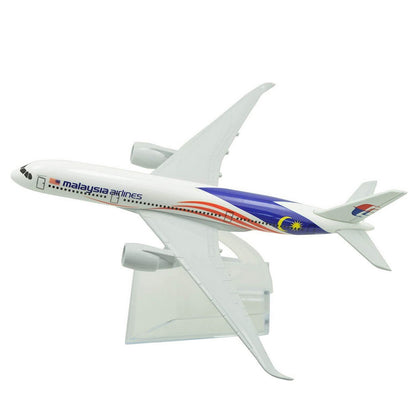 1:400 16cm A350 Malaysia Airlines Airplane Model Alloy Plane Model Collection