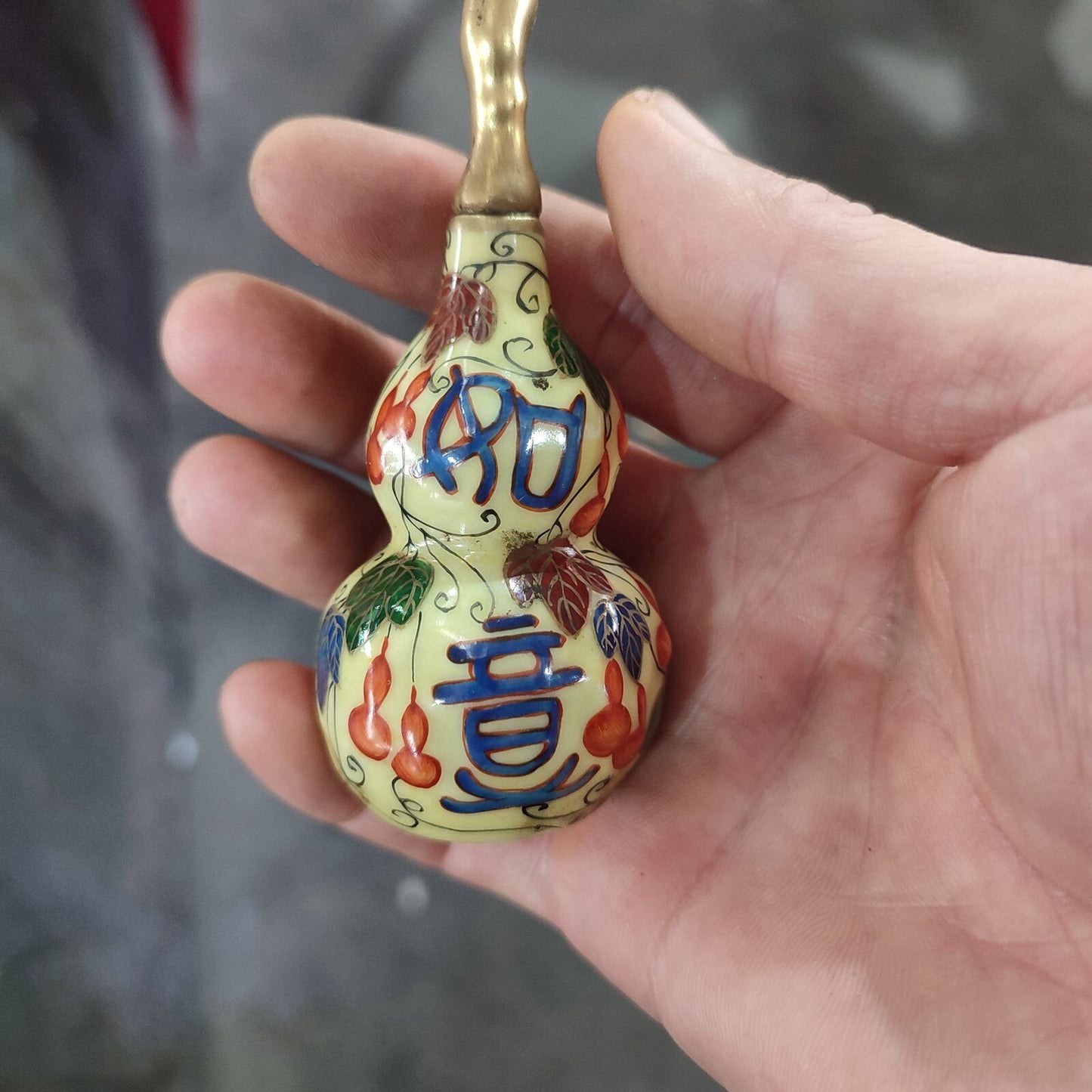 Chinese Porcelain Snuff Bottle Ceramics Yellow Gourd Statue Collect Painted Art