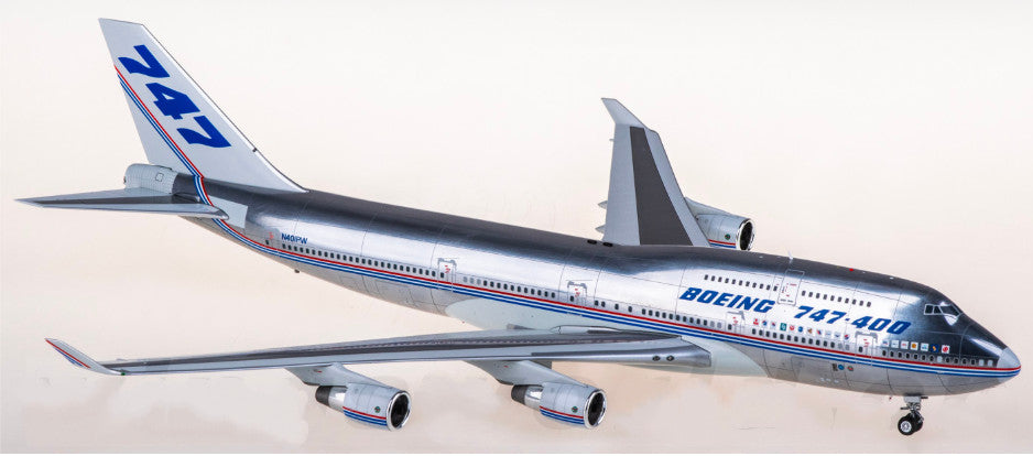 1:200 SQ Wings Boeing B747-400 N401PW Passenger Airplane Diecast Plane Model