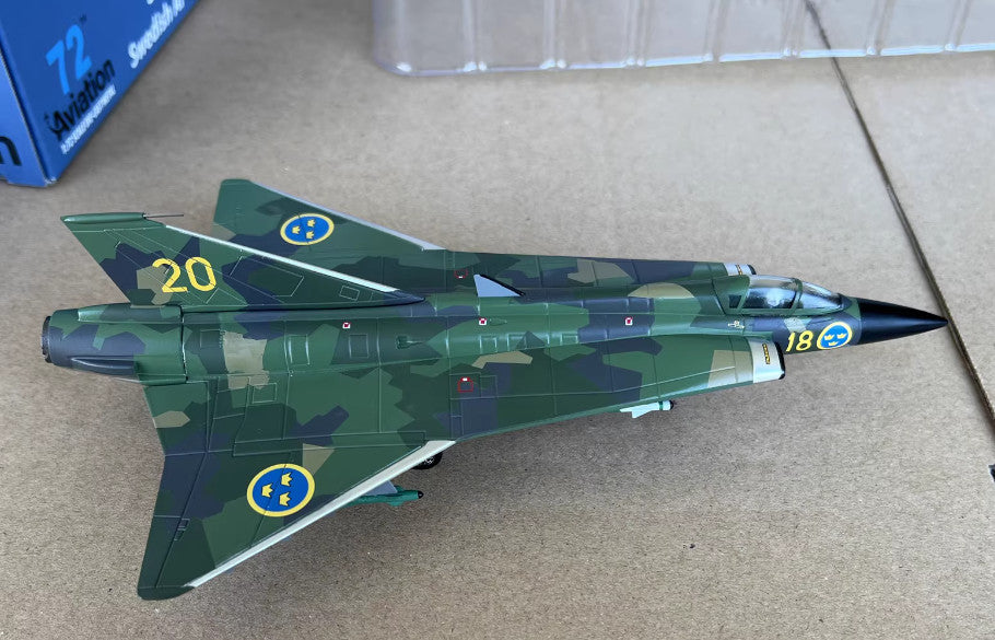 1:72 Aviation Saab J35J Draken Swedish AF Splinter Scheme Fighter Diecast Model