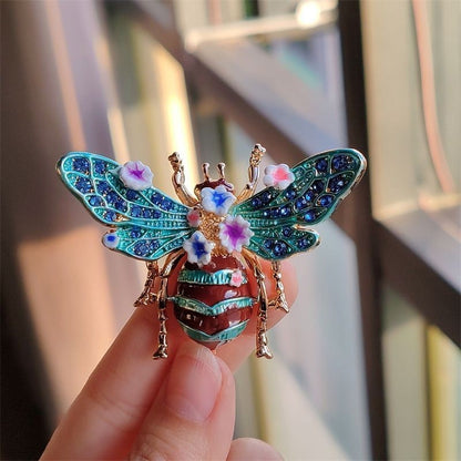 Vintage Bee Brooch Enamel Crystal Insect Pin for Women Coat Qipao Accessory