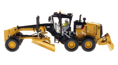 1:50 DM 12M3 Motor Grader Construction Vehicles Equipment Machine Diecast Model